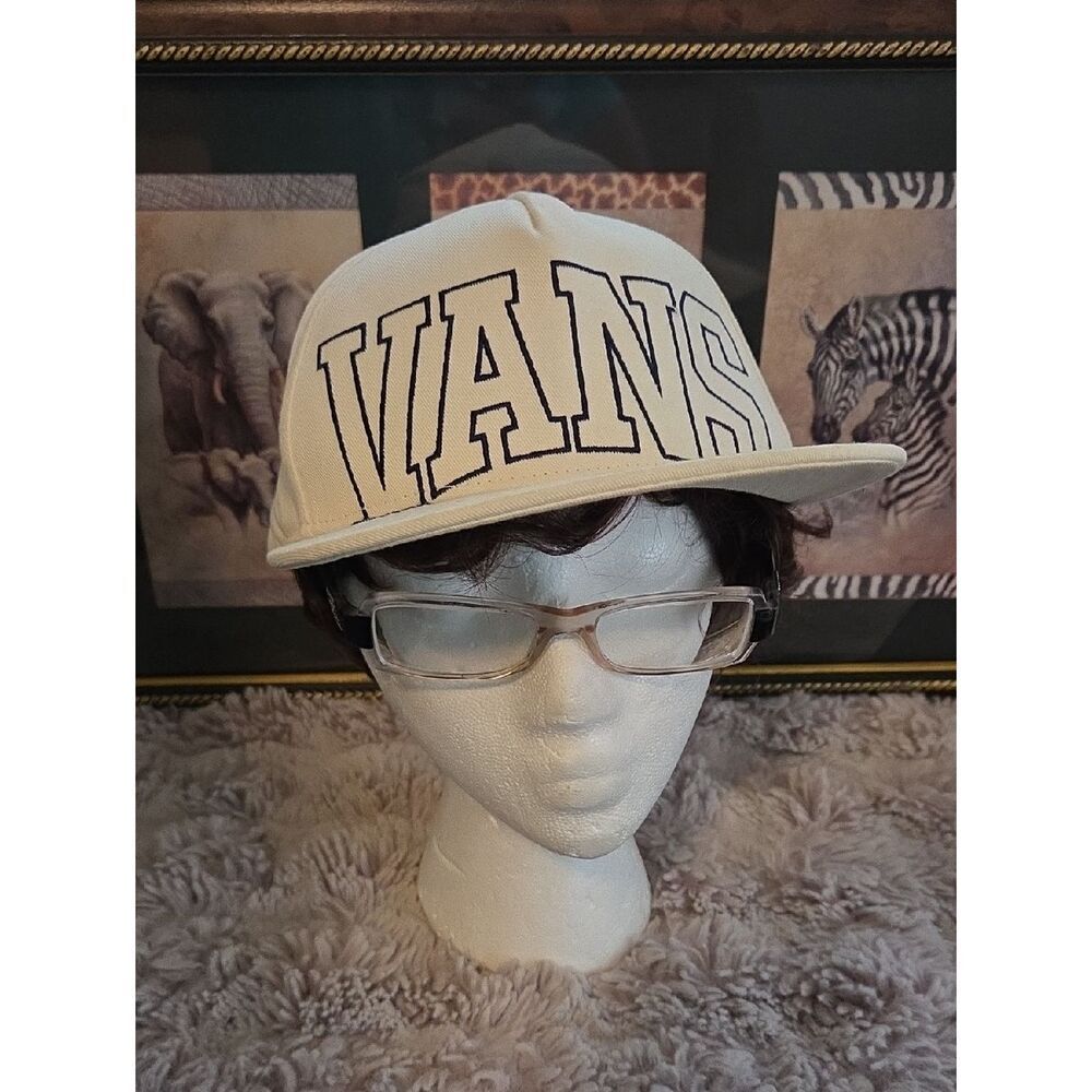Vans Cream Snapback with Bold Black-Outline Logo